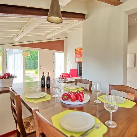 Appartement Sleeps 4 Air Con Empoli