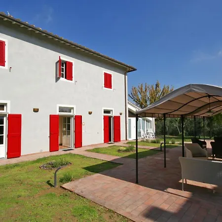 Sleeps 4 Air Con Appartement Empoli